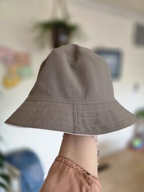 lululemon athletica Taupe Women's Bucket Hat